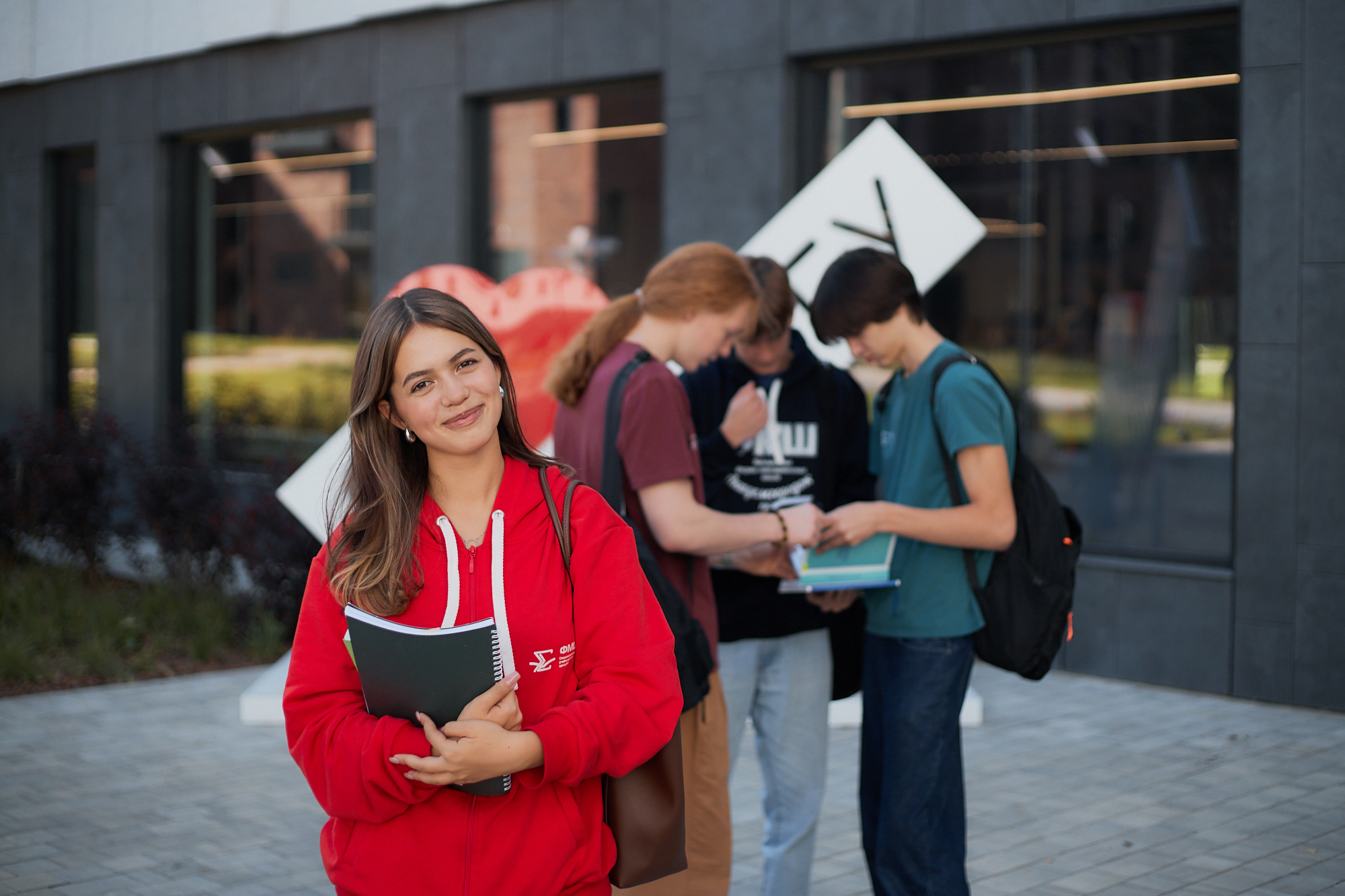 Поступай в СУНЦ НГУ